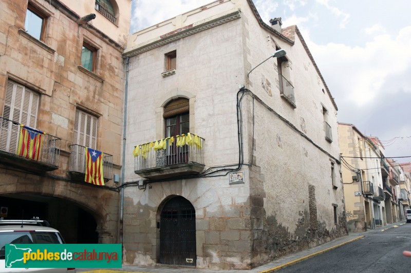 Bellpuig - Antic carrer del Pou (ara Homenatge a la Vellesa)