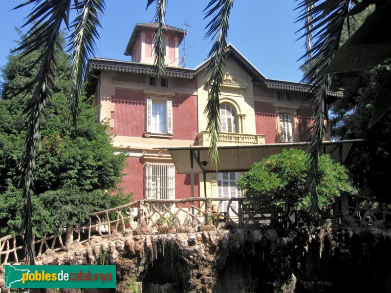 Esplugues de Llobregat - Can Juncosa (Foto: Albert Esteves, 2006) Esplugues de Llobregat - Can Juncosa