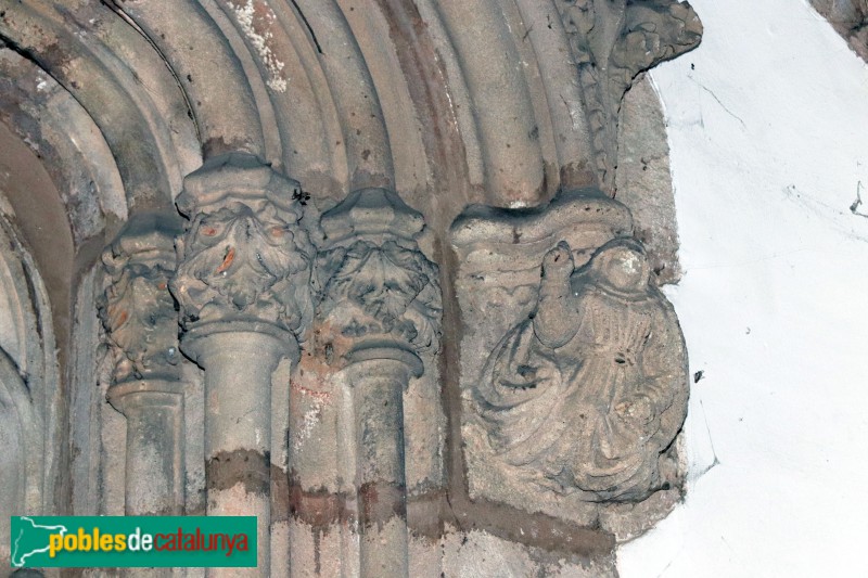 Esplugues de Llobregat - Claustre de Santa Maria de Montsió. Rentamans