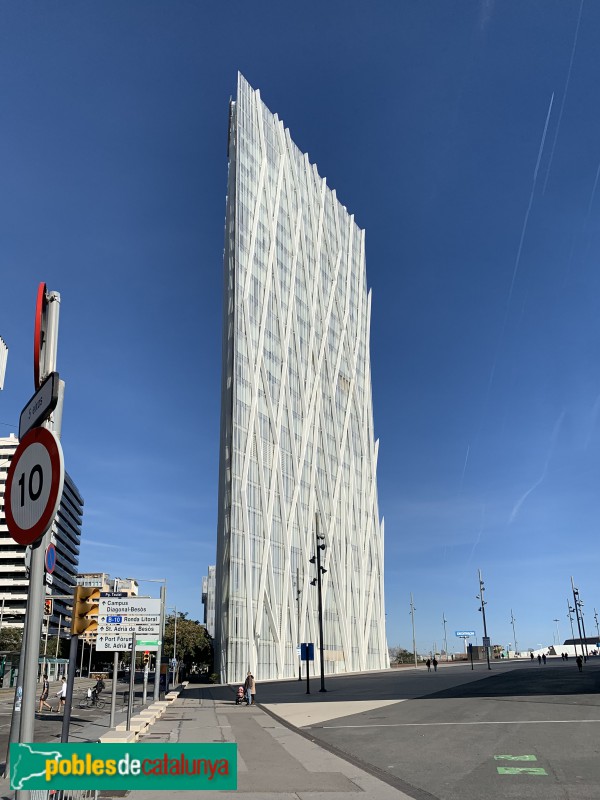 Barcelona - Edifici Diagonal 0-0 (Foto: Albert Esteves, 2019) Barcelona - Edifici Diagonal 0-0