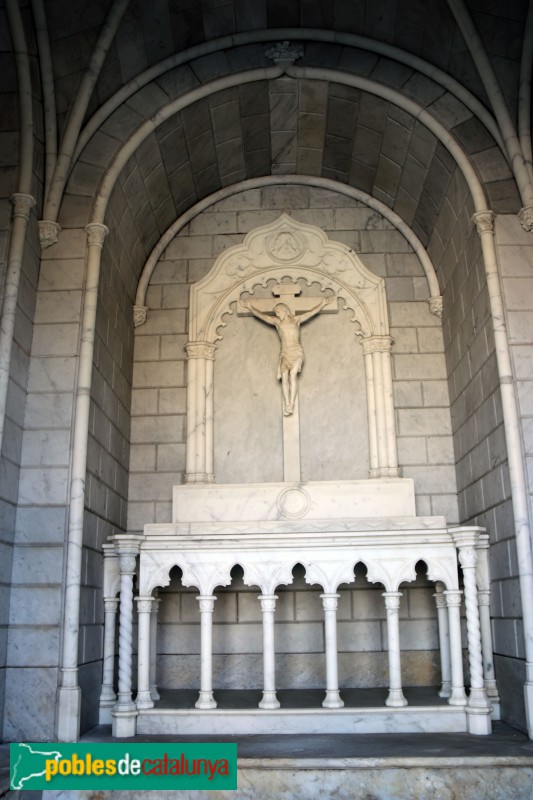 Cementiri del Poblenou - Arc-capella IV (Foto: Albert Esteves, 2019) Cementiri del Poblenou - Arc-capella IV