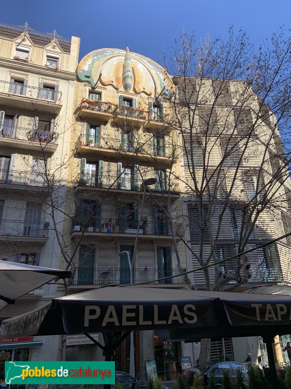 Barcelona - Casa Fajol o de la Papallona (Foto: Albert Esteves, 2019) Barcelona - Casa Fajol o de la Papallona