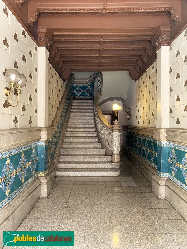 Barcelona - Viladomat, 122 (Foto: Albert Esteves, 2019) Barcelona - Viladomat, 122