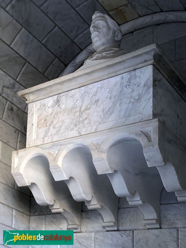 Cementiri del Poblenou - Arc-capella IV (Foto: Albert Esteves, 2019) Cementiri del Poblenou - Arc-capella IV