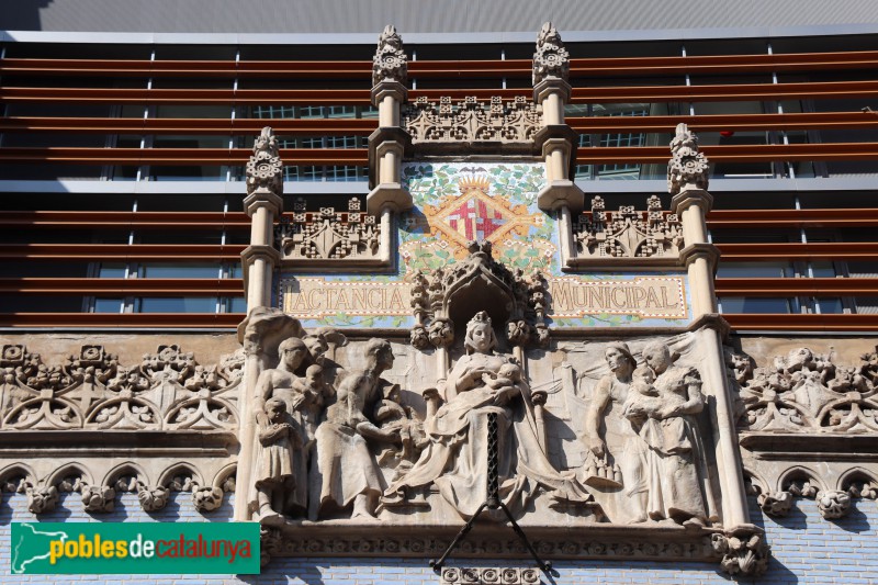 Barcelona - Casa de la Lactància (Foto: Albert Esteves, 2019) Barcelona - Casa de la Lactància
