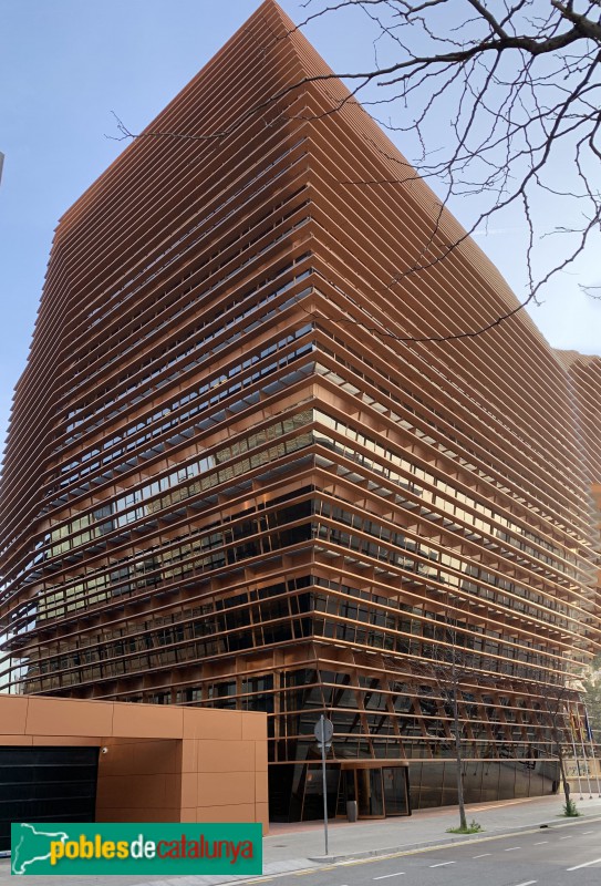 Barcelona - Edifici CMT 22@ (Foto: Albert Esteves, 2019) Barcelona - Edifici CMT 22@