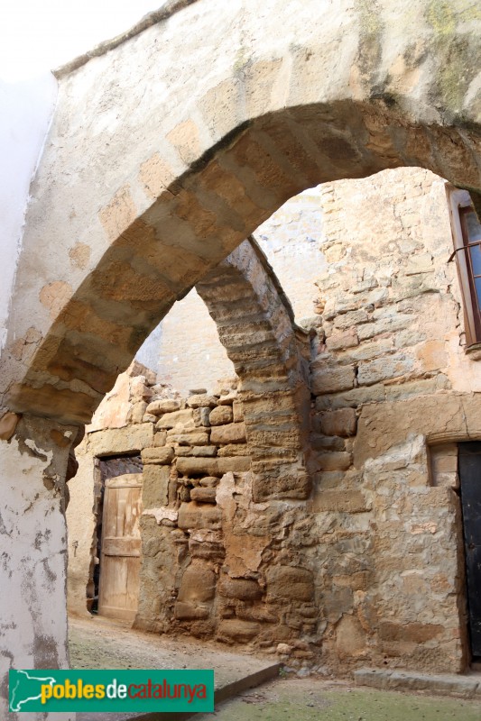 Ossó de Sió - Arcs de Bellver d'Ossó (Foto: Albert Esteves, 2019) Ossó de Sió - Arcs de Bellver d'Ossó