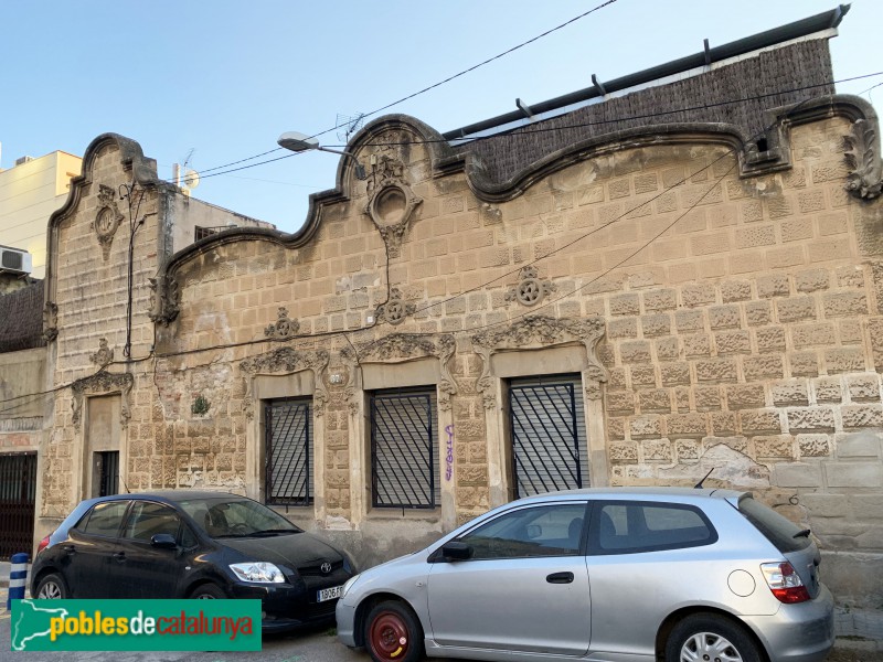 Barcelona - Carrer Joan Gamper, 39 (Foto: Albert Esteves, 2019) Barcelona - Carrer Joan Gamper, 39