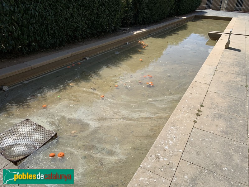 Barcelona - Font-escultura de Sant Martí (Foto: Albert Esteves, 2019) Barcelona - Font-escultura de Sant Martí