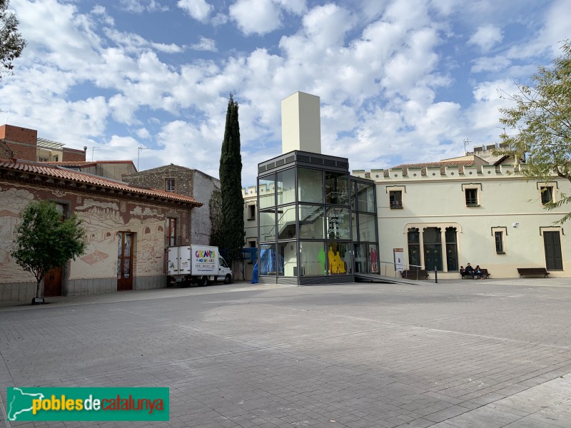 Molins de Rei - Ca n'Ametller, pati (Foto: Albert Esteves, 2019) Molins de Rei - Ca n'Ametller, pati