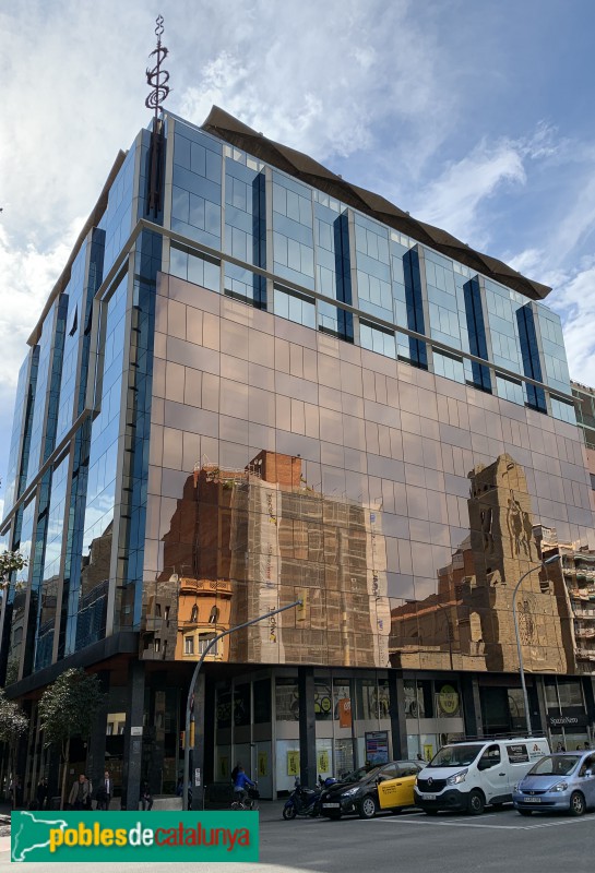 Barcelona - Via Augusta, 59, abans de la darrera reforrma (Foto: Albert Esteves, 2019) Barcelona - Via Augusta, 59, abans de la darrera reforrma