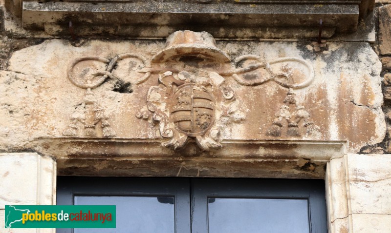 La Bisbal d'Empordà - Castell. Detall finestra exterior (Foto: Albert Esteves, 2019) La Bisbal d'Empordà - Castell. Detall finestra exterior