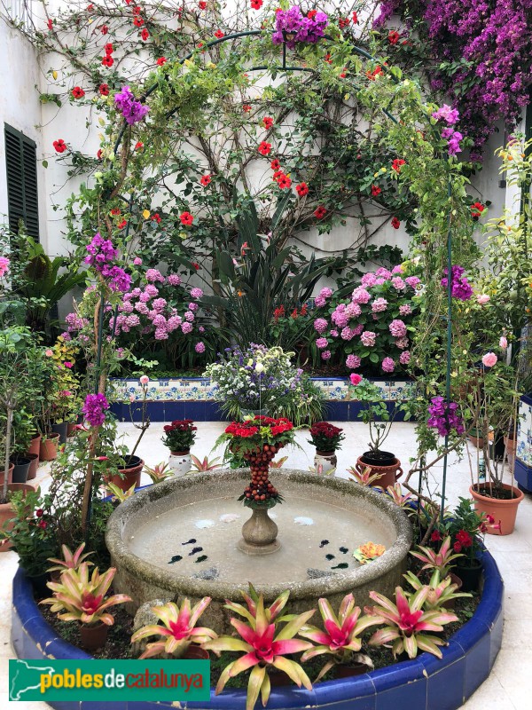 Arenys de Mar - Can Montal de la Dreta (Foto: Jordi Coll i Alzina, 2018) Arenys de Mar - Can Montal de la Dreta