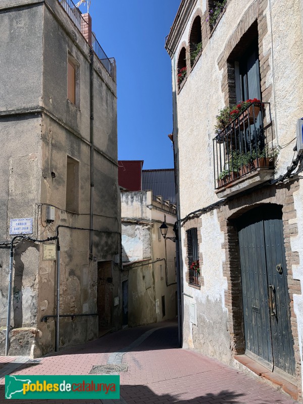 Olesa de Montserrat - Carrer de Dalt (Foto: Albert Esteves, 2019) Olesa de Montserrat - Carrer de Dalt