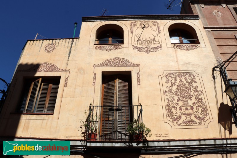 Martorell - Esgrafiats (Jaume Amat, 1982) (Foto: Albert Esteves, 2019) Martorell - Esgrafiats (Jaume Amat, 1982)