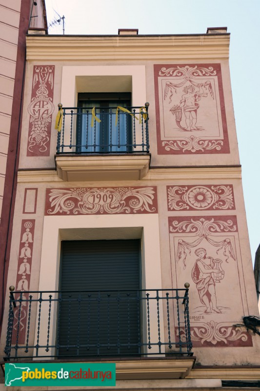 Martorell - Esgrafiats (Jaume Amat, 2000) (Foto: Albert Esteves, 2019) Martorell - Esgrafiats (Jaume Amat, 2000)