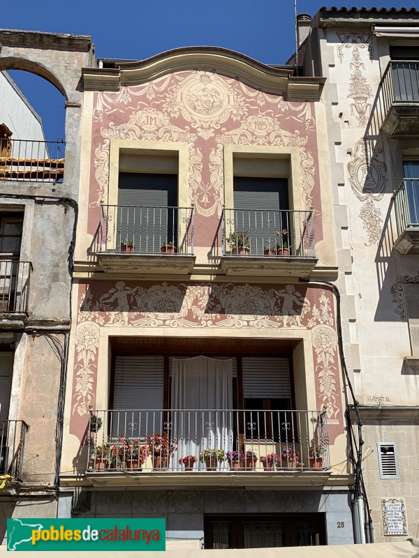 Martorell - Esgrafiats (Jaume Amat,1996) (Foto: Albert Esteves, 2019) Martorell - Esgrafiats (Jaume Amat,1996)