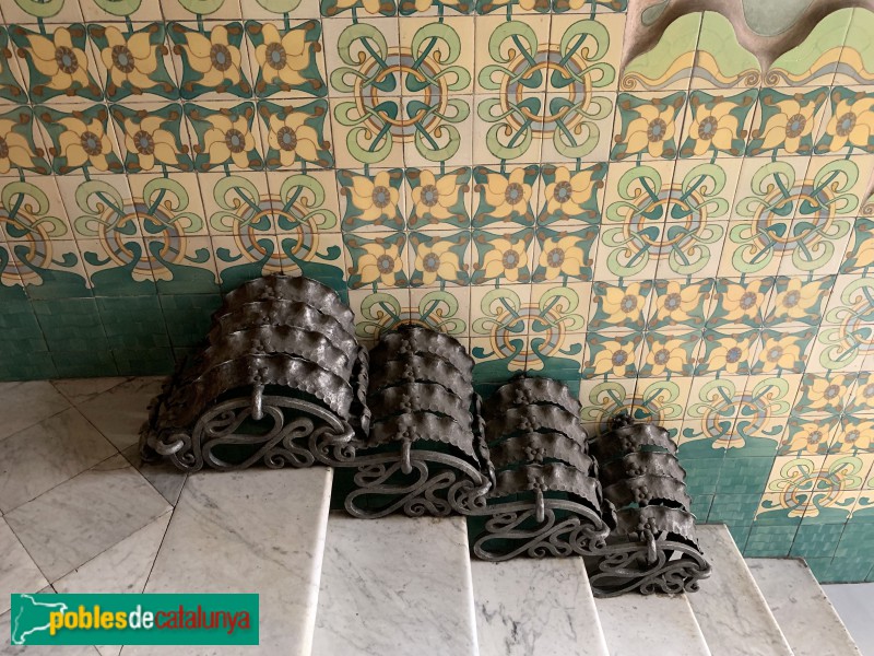 Barcelona - Gran de Gracia, 77 (Foto: Albert Esteves) Barcelona - Gran de Gracia, 77