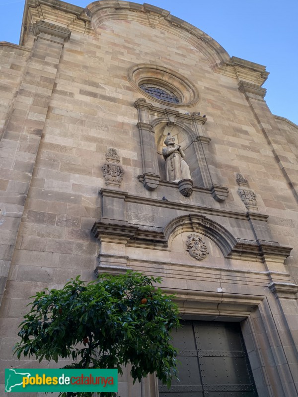 Barcelona - Sant Felip Neri, carrer del Sol (Foto: Albert Esteves, 2019) Barcelona - Sant Felip Neri, carrer del Sol