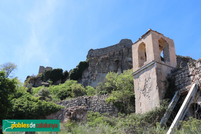 El Pont d'Armentera - Església de Sant Llorenç de Selmella, amb el castell al fons (Foto: Albert Esteves, 2019) El Pont d'Armentera - Església de Sant Llorenç de Selmella, amb el castell al fons