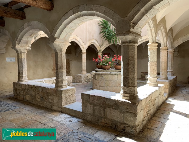 Monestir de Santes Creus - Palau de l'Abat (Foto: Albert Esteves, 2019) Monestir de Santes Creus - Palau de l'Abat