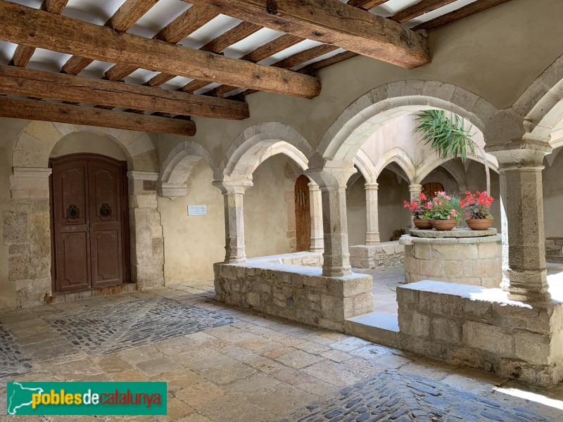 Monestir de Santes Creus - Palau de l'Abat (Foto: Albert Esteves, 2019) Monestir de Santes Creus - Palau de l'Abat