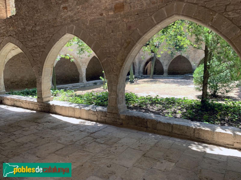 Monestir de Santes Creus - Claustre posterior (Foto: Albert Esteves, 2019) Monestir de Santes Creus - Claustre posterior