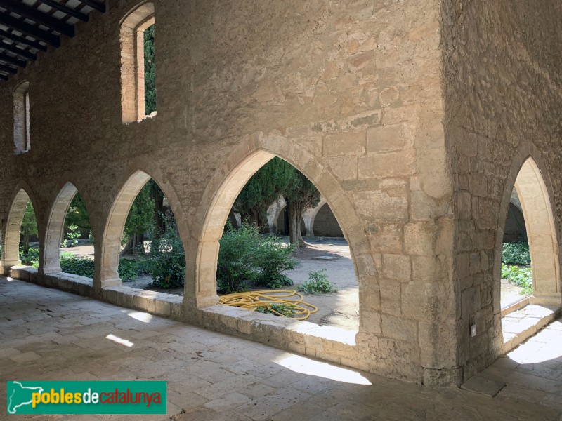 Monestir de Santes Creus - Claustre posterior (Foto: Albert Esteves, 2019) Monestir de Santes Creus - Claustre posterior
