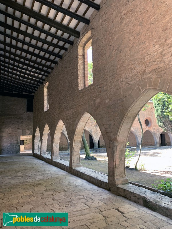 Monestir de Santes Creus - Claustre posterior (Foto: Albert Esteves, 2019) Monestir de Santes Creus - Claustre posterior