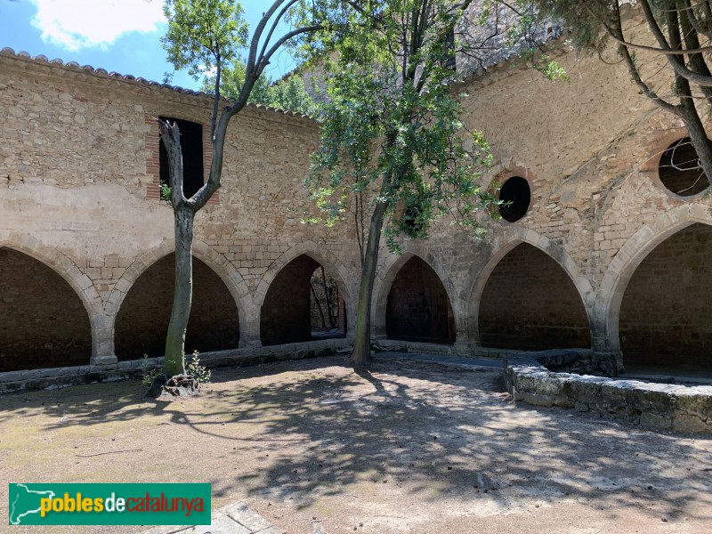 Monestir de Santes Creus - Claustre posterior (Foto: Albert Esteves, 2019) Monestir de Santes Creus - Claustre posterior