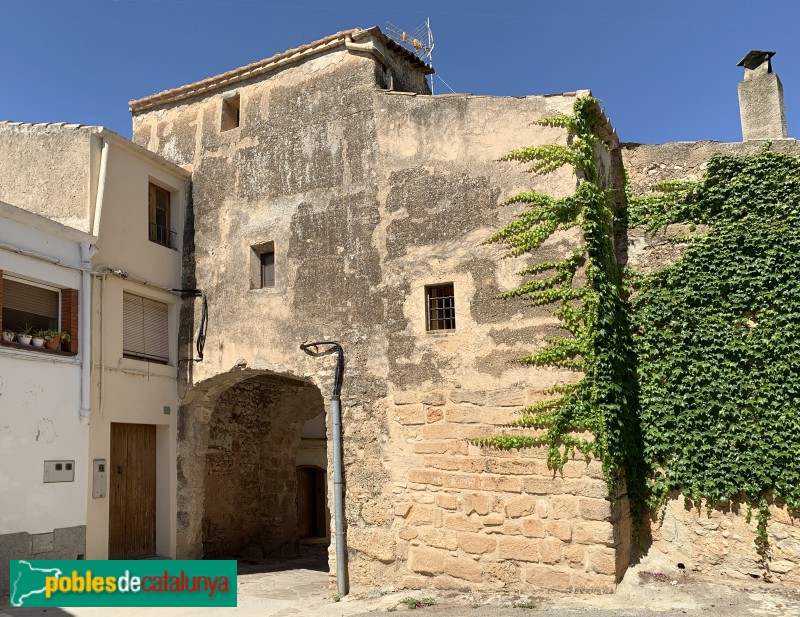 Montferri - Portal de la muralla (Foto: Albert Esteves, 2019) Montferri - Portal de la muralla