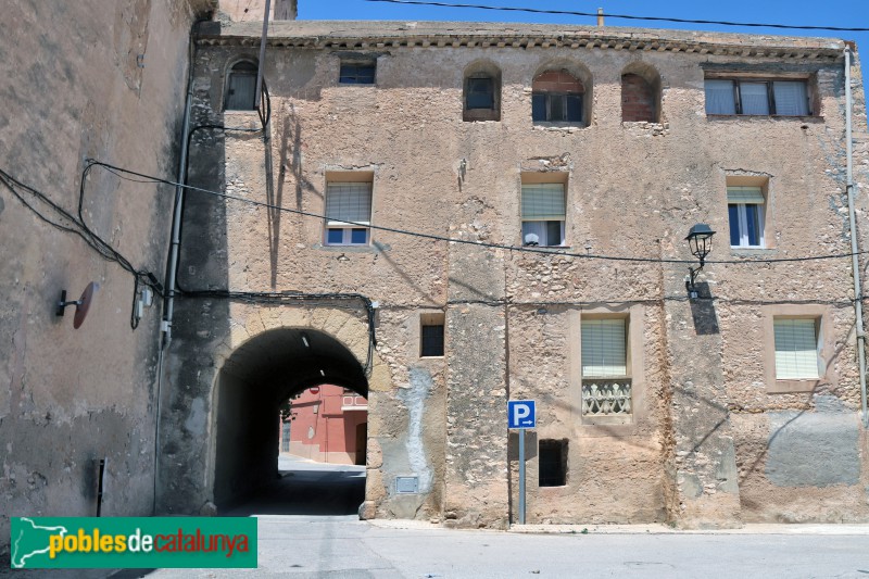 Bràfim - Portal de la vila (Foto: Albert Esteves, 2019) Bràfim - Portal de la vila