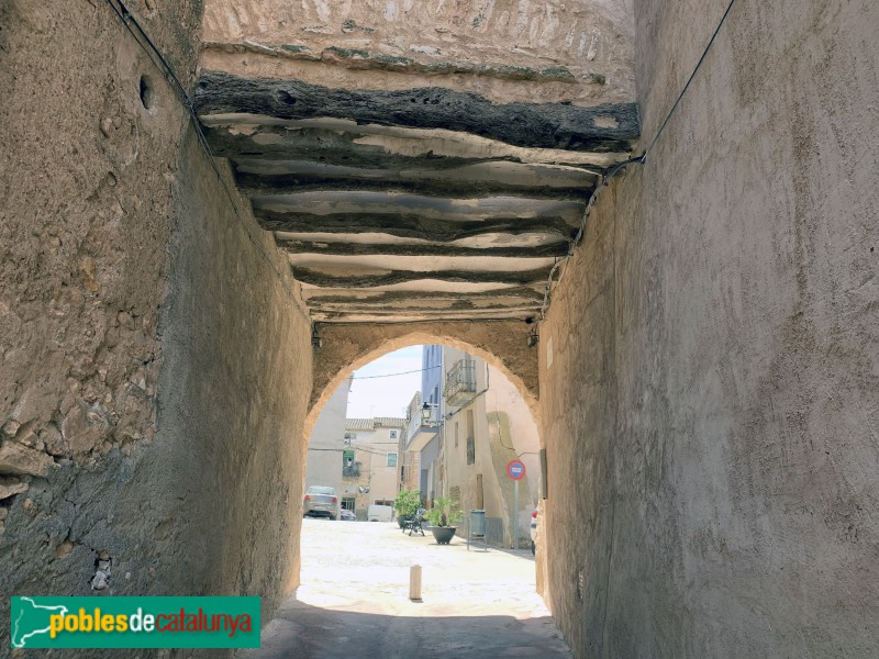 Alió - Portal del Pou