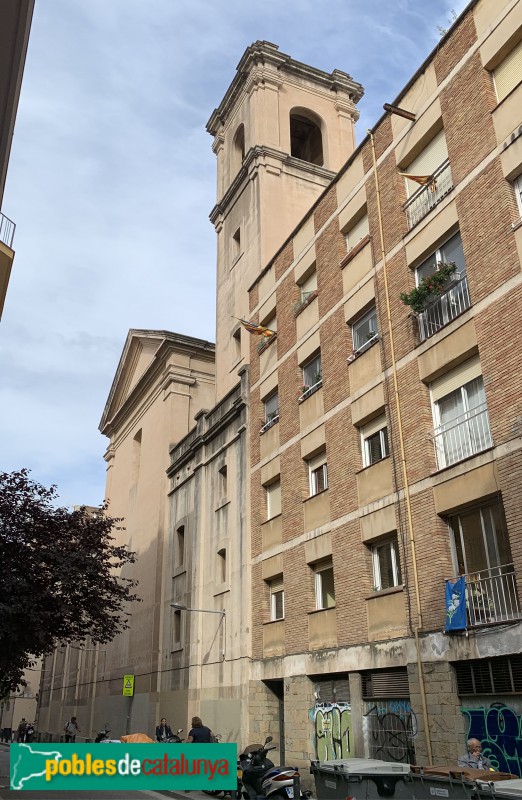 Barcelona - Sant Felip Neri, façana carrer Montseny (Foto: Albert Esteves, 2019) Barcelona - Sant Felip Neri, façana carrer Montseny