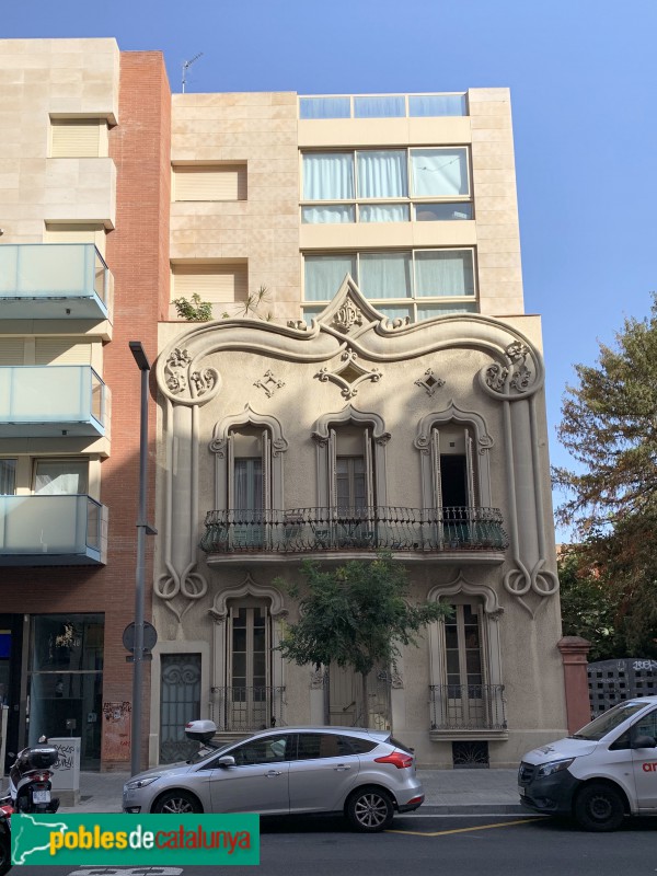 Barcelona - Camèlies, 40 (Foto: Albert Esteves, 2019) Barcelona - Camèlies, 40