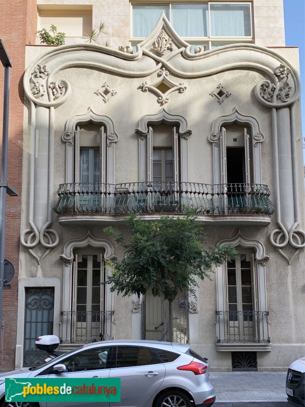 Barcelona - Camèlies, 40 (Foto: Albert Esteves, 2019) Barcelona - Camèlies, 40