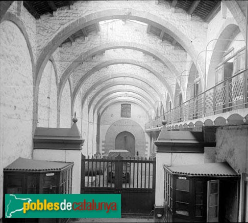 Barcelona - Drassanes (Foto: <i>Manuel Genovart -Arxiu fotogràfic Centre Excursionista de Catalunya</i>, 1927) Barcelona - Drassanes