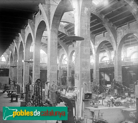 Barcelona - Drassanes (Foto: <i>Manuel Genovart -Arxiu fotogràfic Centre Excursionista de Catalunya</i>, 1927) Barcelona - Drassanes