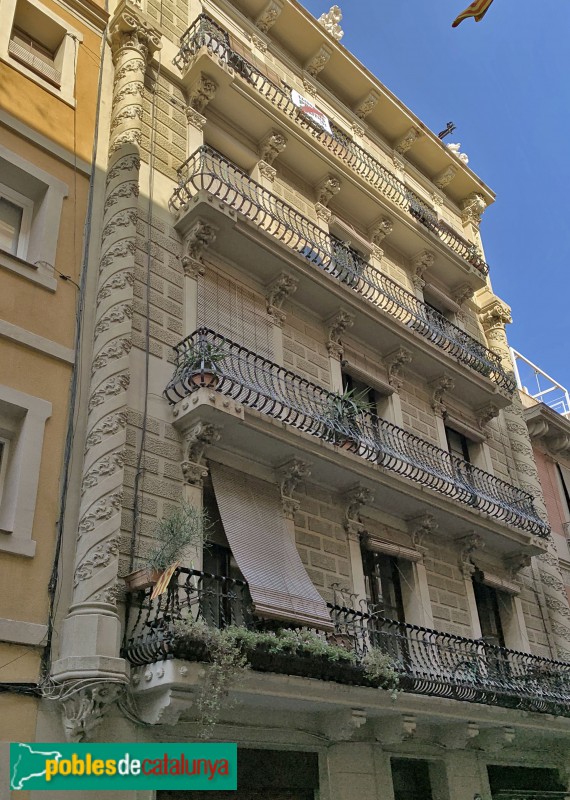 Barcelona - Francisco Giner, 32 (Foto: Albert Esteves, 2019) Barcelona - Francisco Giner, 32