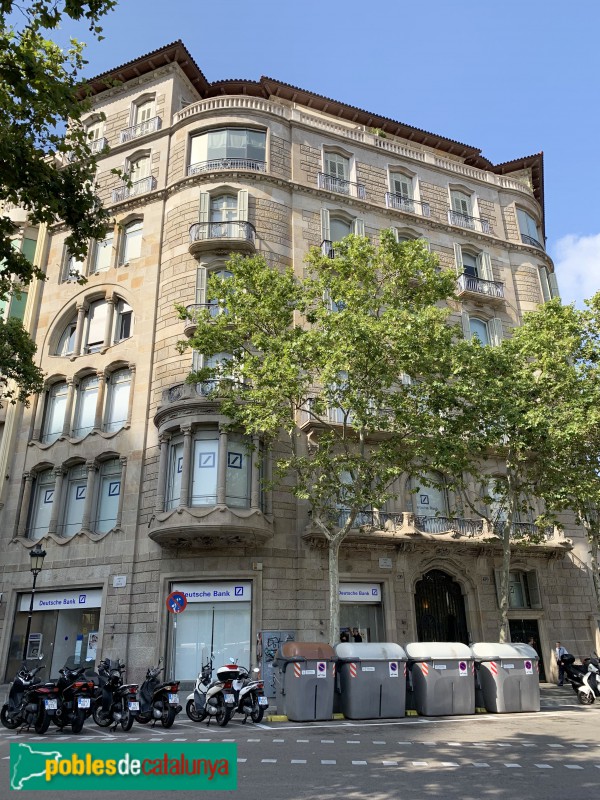 Barcelona - Casa Garriga (Passeig de Gràcia, 112) (Foto: Albert Esteves, 2019) Barcelona - Casa Garriga (Passeig de Gràcia, 112)