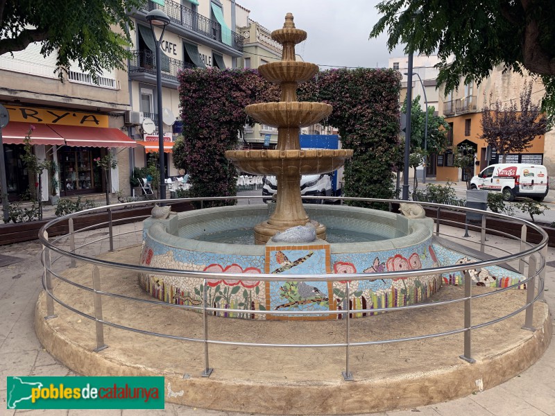 El Perelló - Font de la Plaça (Foto: Albert Esteves, 2019) El Perelló - Font de la Plaça