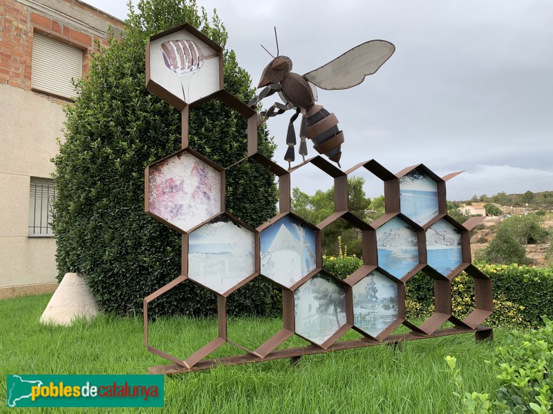 El Perelló - Monument a la Mel (Foto: Albert Esteves, 2019) El Perelló - Monument a la Mel