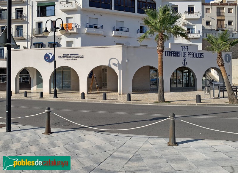 L'Ametlla de Mar - Edifici de la Confraria de Pescadors (Foto: Albert Esteves, 2019) L'Ametlla de Mar - Edifici de la Confraria de Pescadors