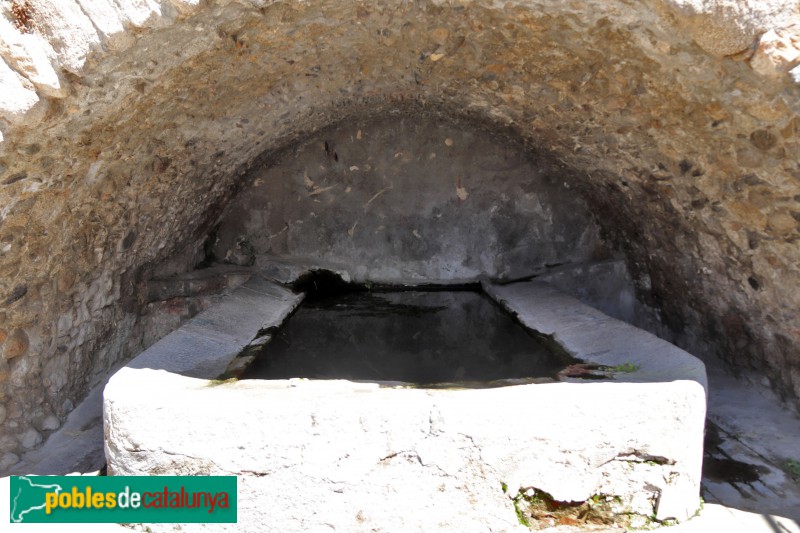 Puigcerdà - Safareig de les Monges (Foto: Albert Esteves, 2019) Puigcerdà - Safareig de les Monges