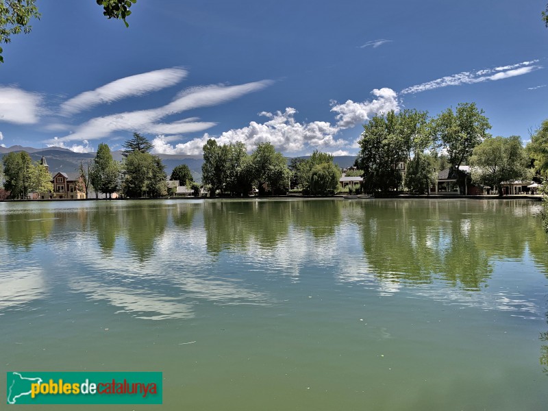 Puigcerdà - Estany i parc Schierbeck (Foto: Albert Esteves, 2019) Puigcerdà - Estany i parc Schierbeck
