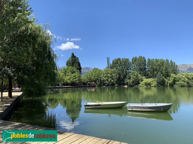 Puigcerdà - Estany i parc Schierbeck (Foto: Albert Esteves, 2019) Puigcerdà - Estany i parc Schierbeck
