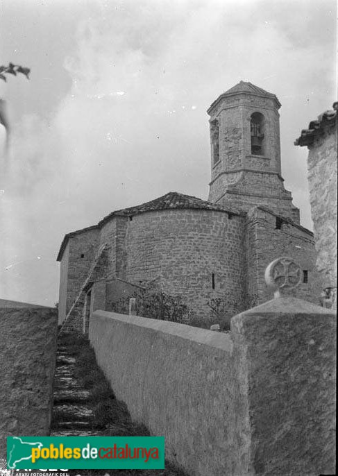 Mont-ral - Església de Sant Pere (Foto: Francesc Blasi -Arxiu Fotogràfic Centre Excursionista de Catalunya-, anys vint) Mont-ral - Església de Sant Pere