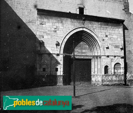 Puigcerdà - Església de Sant Domènec (Foto: Eduard Royo -Arxiu Centre Excursionista de Catalunya-, inicis segle XX) Puigcerdà - Església de Sant Domènec