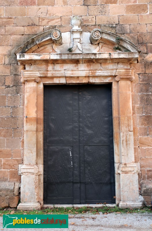 Alcover - Església de l'Assumpció, porta lateral (Foto: Albert Esteves, 2019) Alcover - Església de l'Assumpció, porta lateral