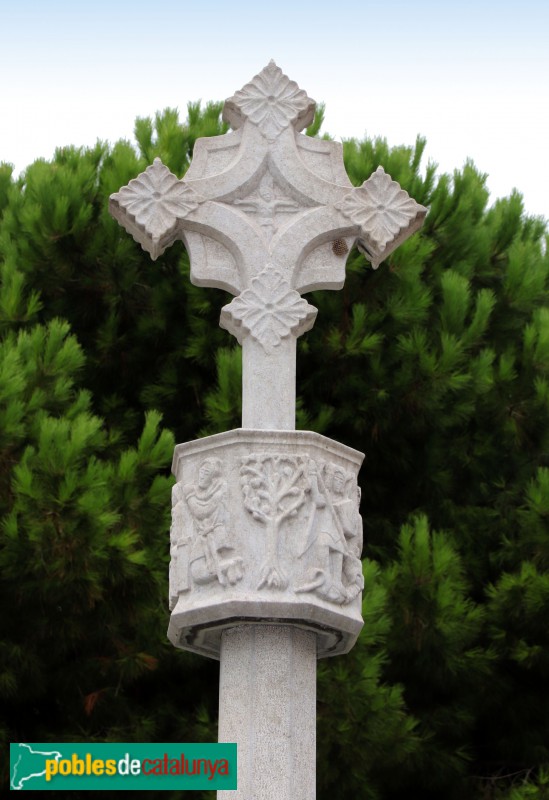 Barcelona - Creu de terme de Sant Andreu (rèplica) (Foto: Albert Esteves, 2019) Barcelona - Creu de terme de Sant Andreu (rèplica)